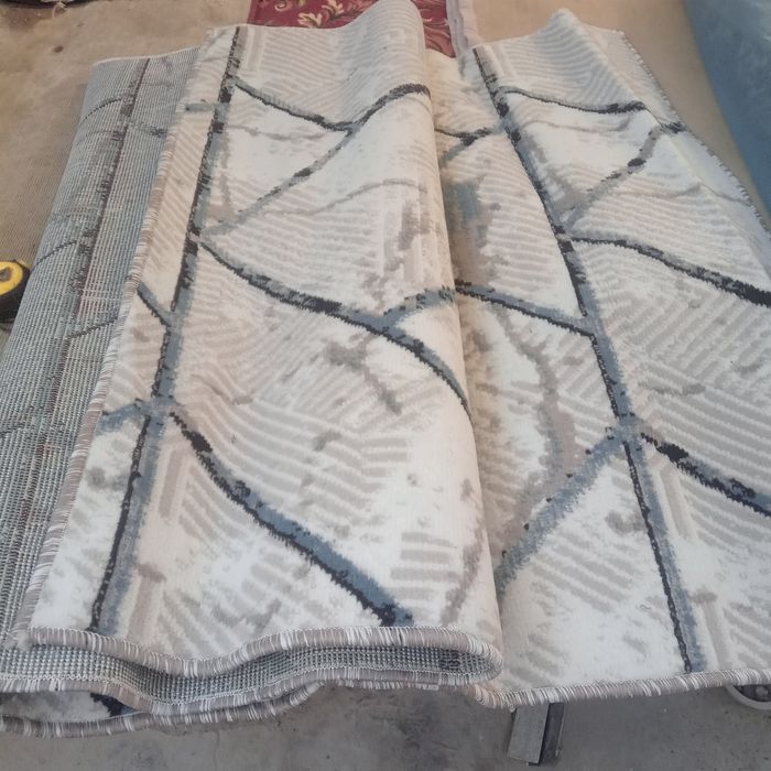 Срочно сотилади.