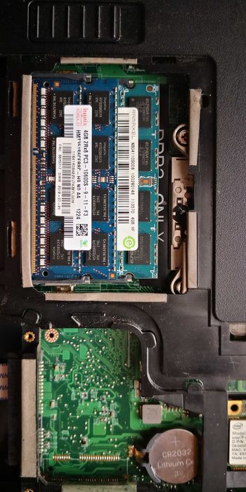 Laptop Dell Display Dell inspiron 1564 i3