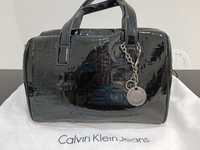 Оригинална дамска чанта Calvin Klein