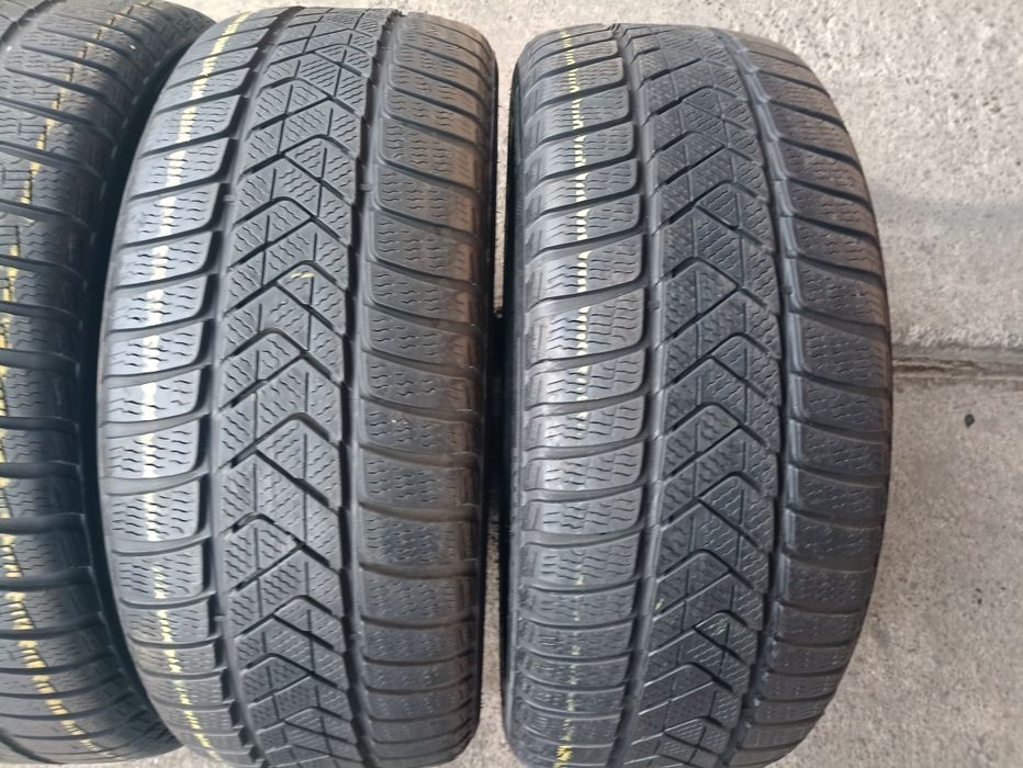4 anvelope RunFlat de iarna Pirelli 2x255/40 R18 2x225/45 R18