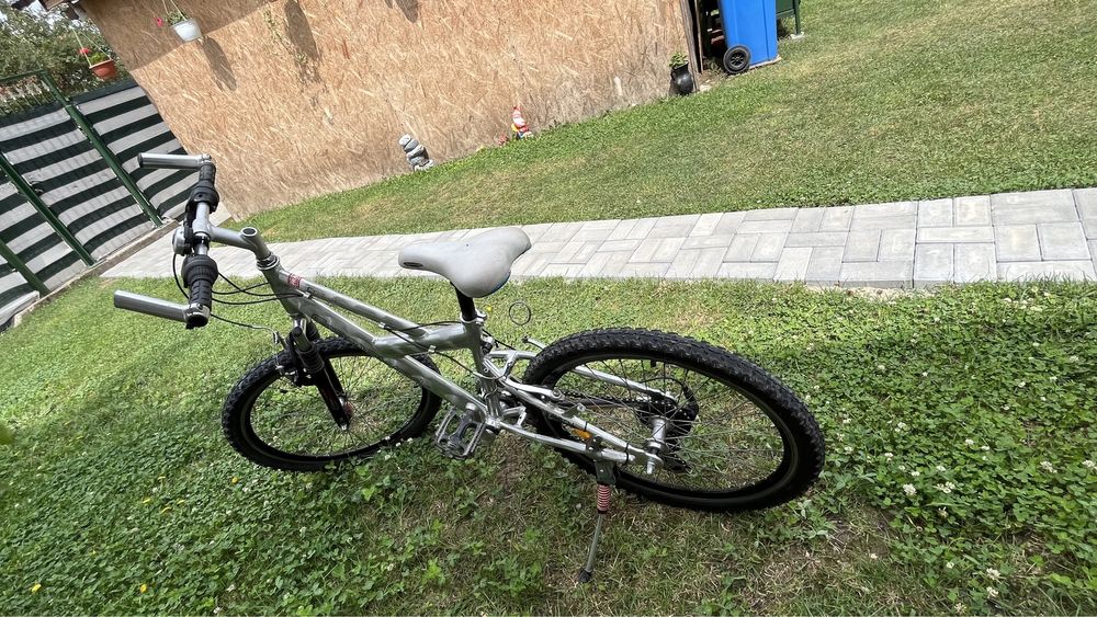 Bicicleta roti 24 7-12 ani depinde si de greutate