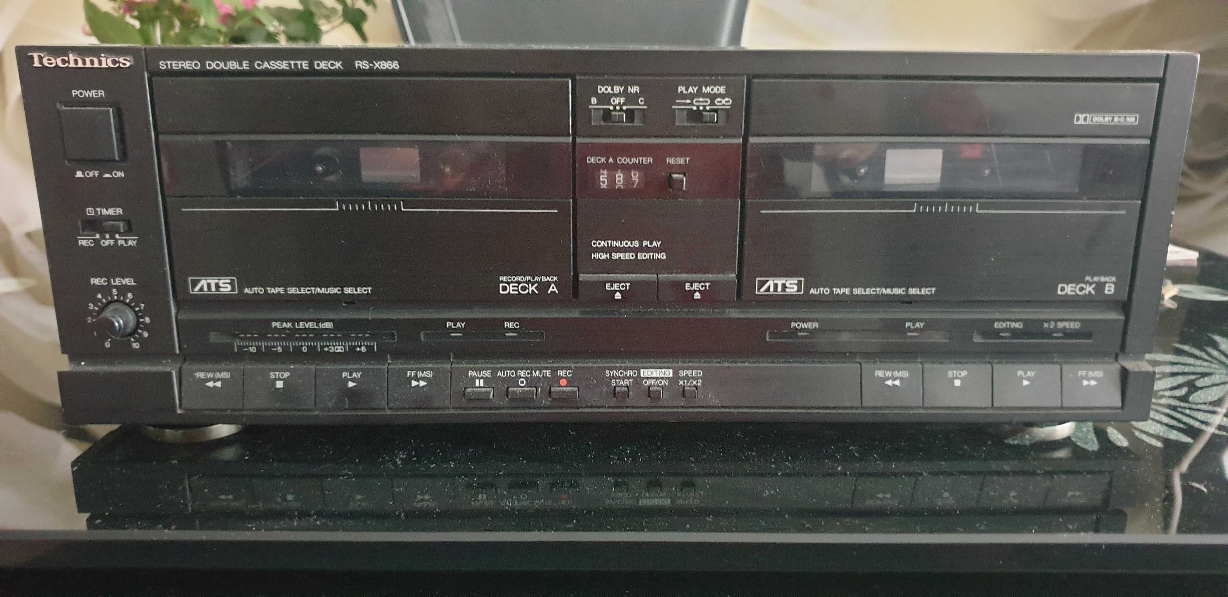 Продавам касетен дек TECHNICS RS-X866