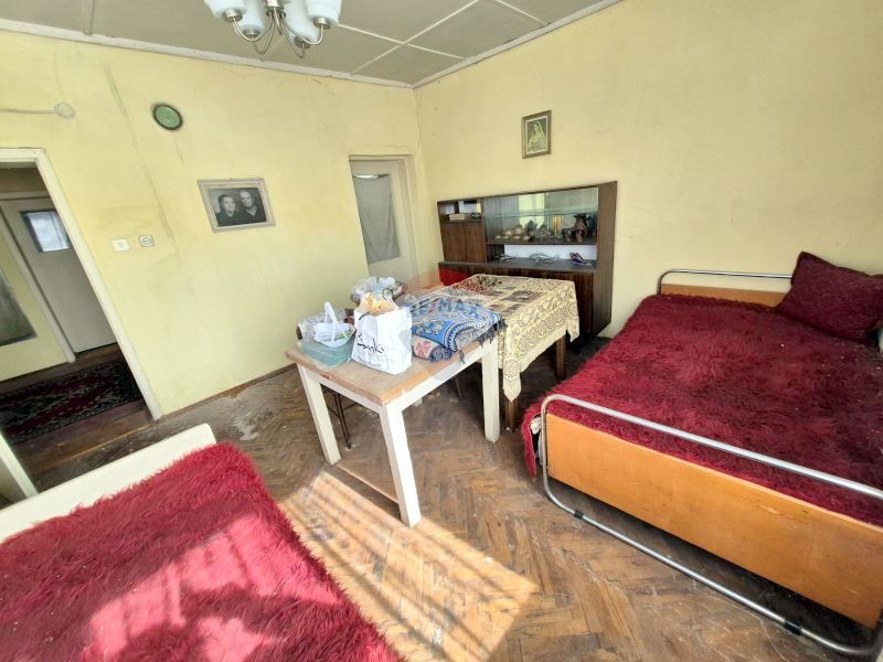 Къща за продажба, град Белослав Т3869