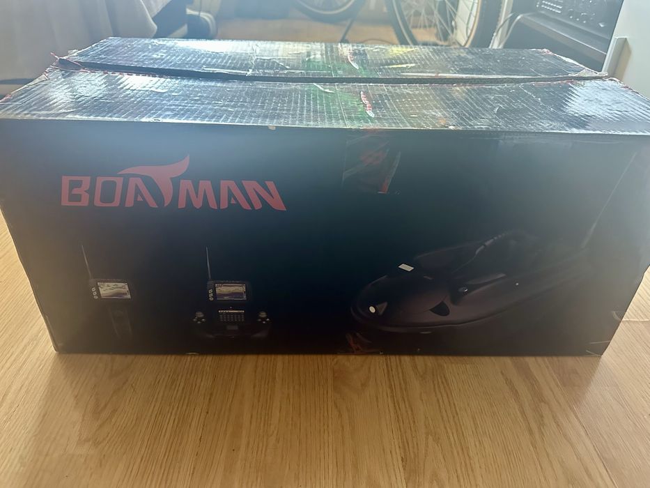 Лодка за захранка Boatman Actor Plus и сонар