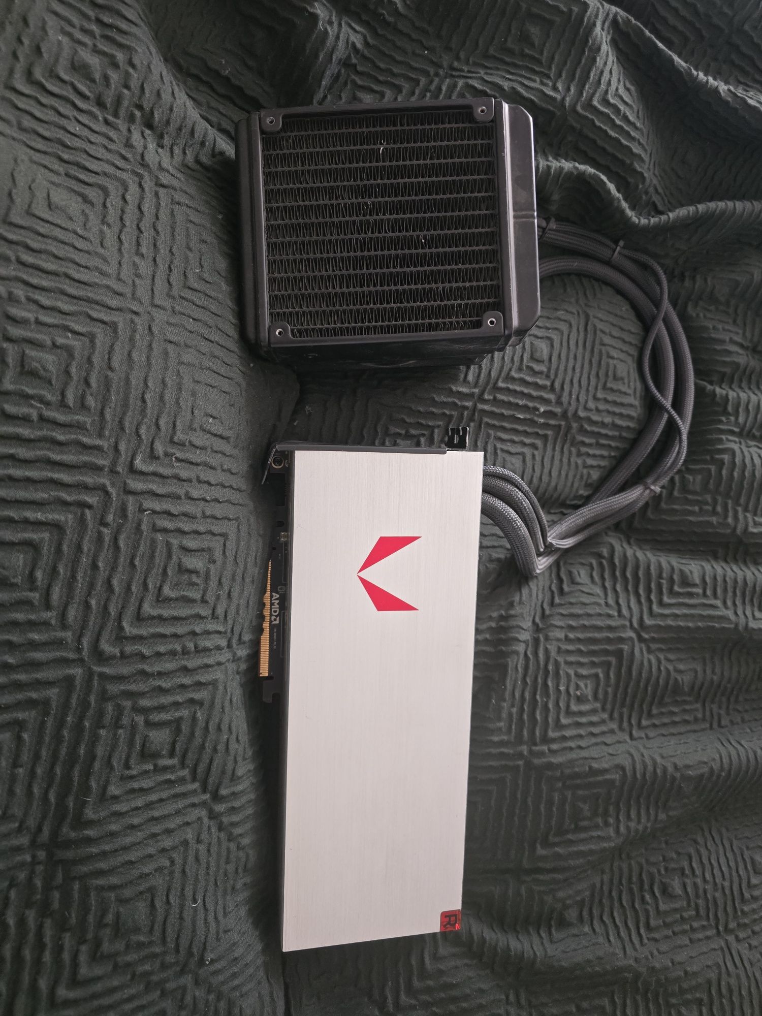 Radeon Vega 64 LC