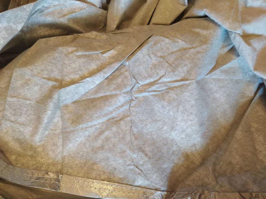 Продается чехол,тент для машины