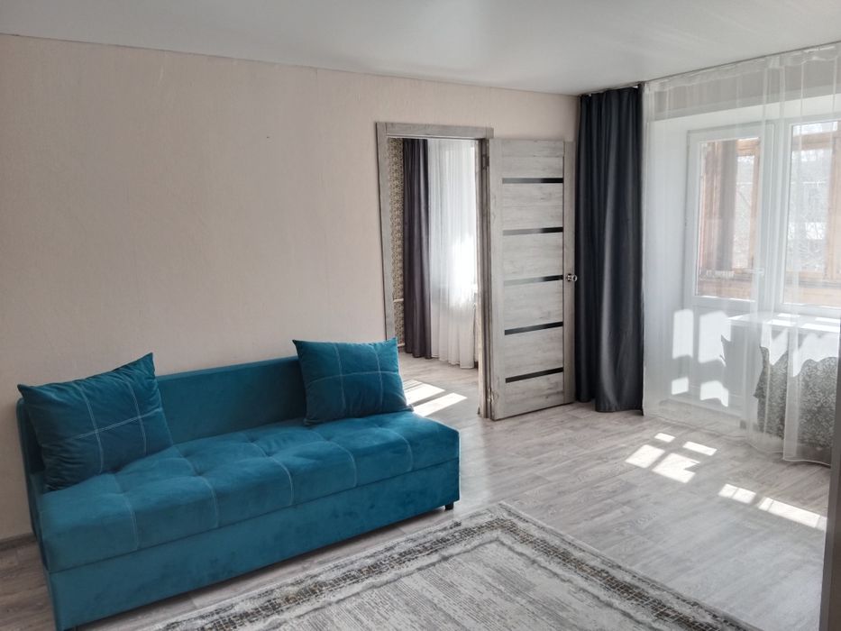 Центр рын Ивушка 45ая Цены от 8000 до 15000тг