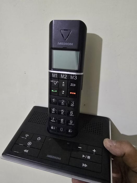 Radio telifon medion