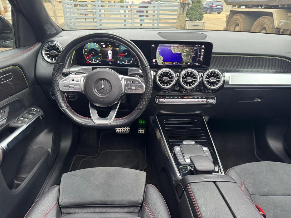 Mercedes Benz GLB200 / AMG / Pano/ Euro 6