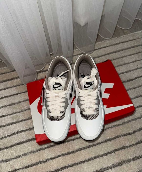 Кроссовки NIKE AIR MAX 90 AMD 2