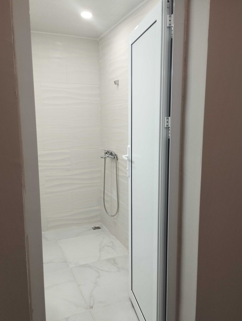 Дава се под наем Едностаен апартамент в Варна, Младост 1 - 35 кв.м за 331.5 € - Снимка #3