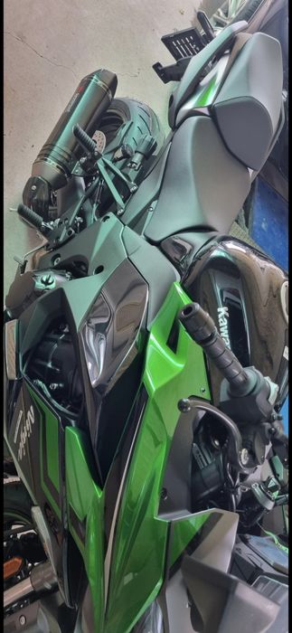 Motor kawasaki z1000sx