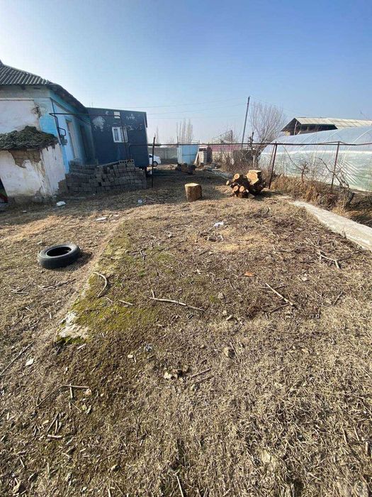 Куйи Чирчикда 10 соток ер майдони сотиляпти