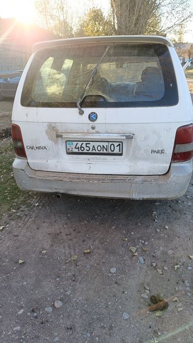 Киа карнивал 1 поколения