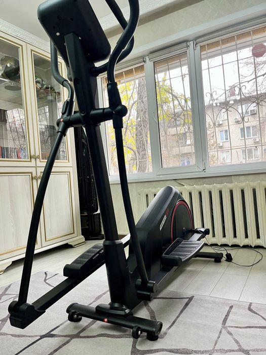 Эллиптический тренажер Titanium Masters Orbitech XFA