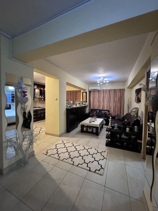 Apartament 3 camere Decomandat Ultracentral Pitești