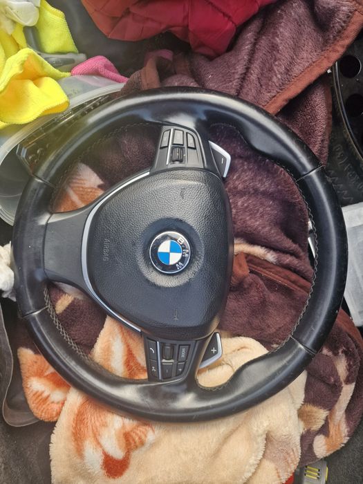 Volan bmw f10 cu padele pret 500 lei fix