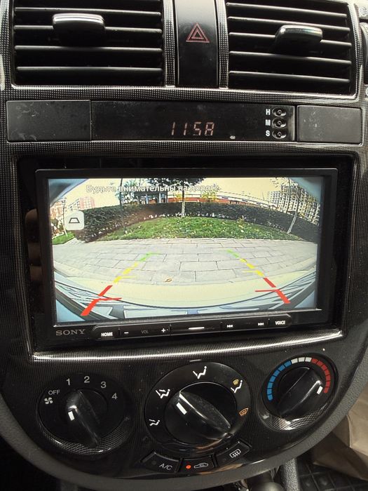 Продам автомагнитолу Sony XAV-AX4000