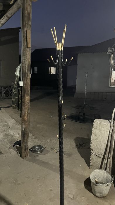 Продам вешелку для одежды