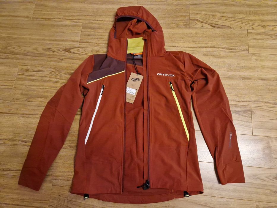 Geaca softshell Ortovox,masura S, la sportiva,salewa, mammut, arcteryx