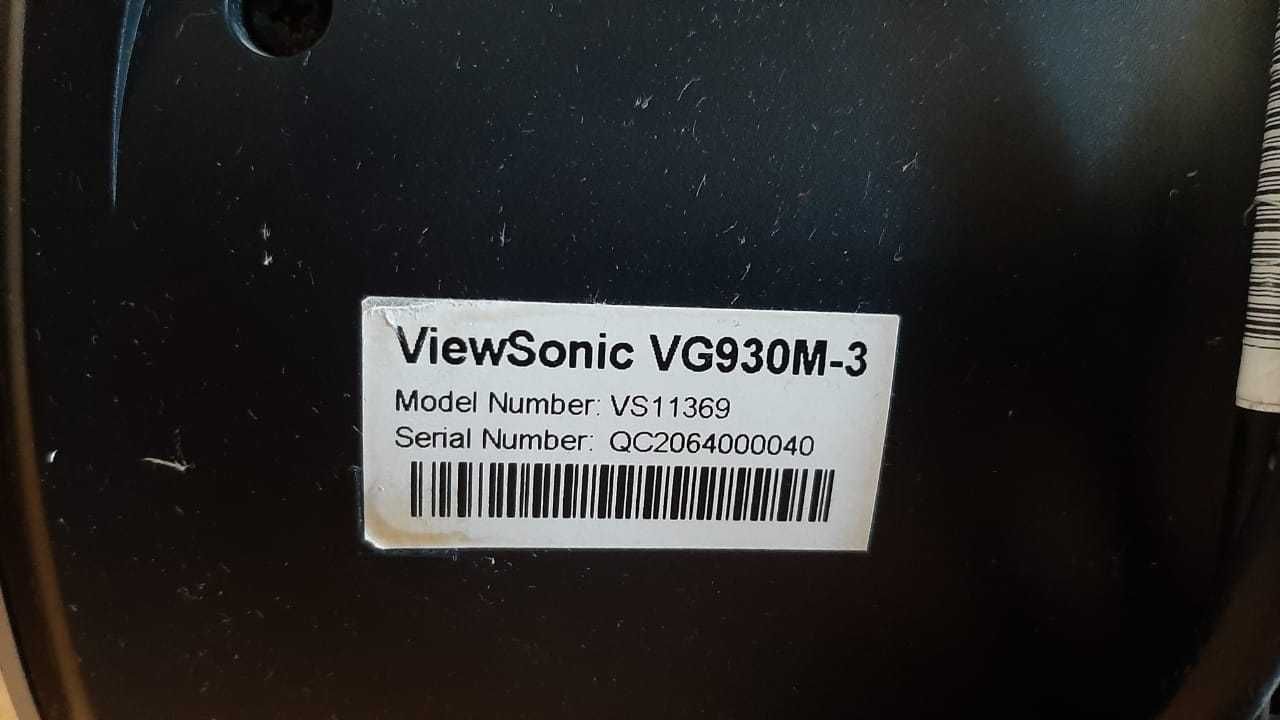 Монитор 19" дюймов с колонками, ViewSonic VG930M-3 Состояние отличное