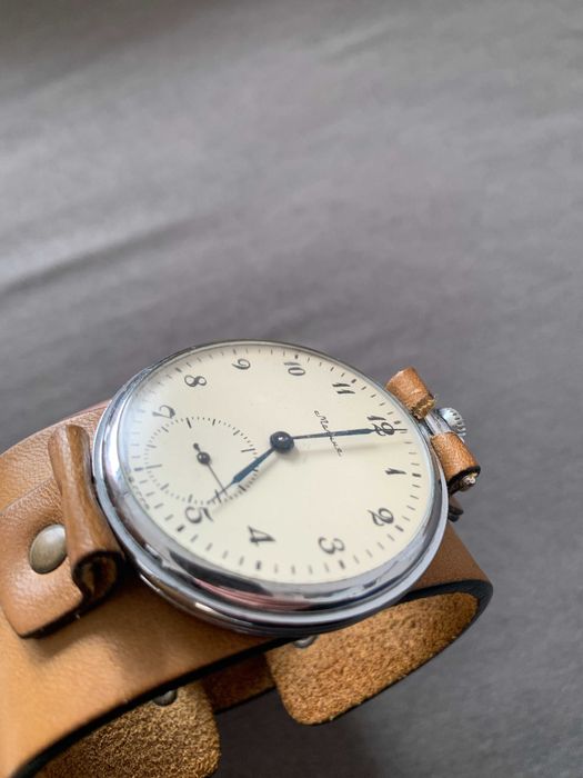 Часовник Молния Ръчен!!!