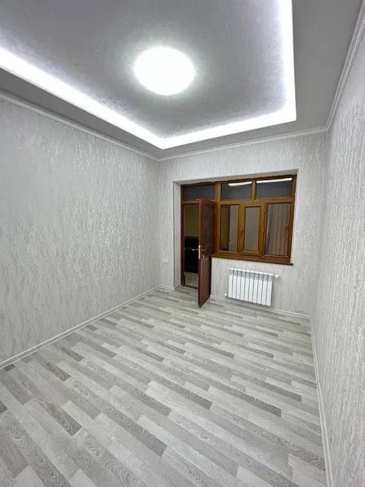 Продается участок , ор-р Рисовый базар ( с258 )
