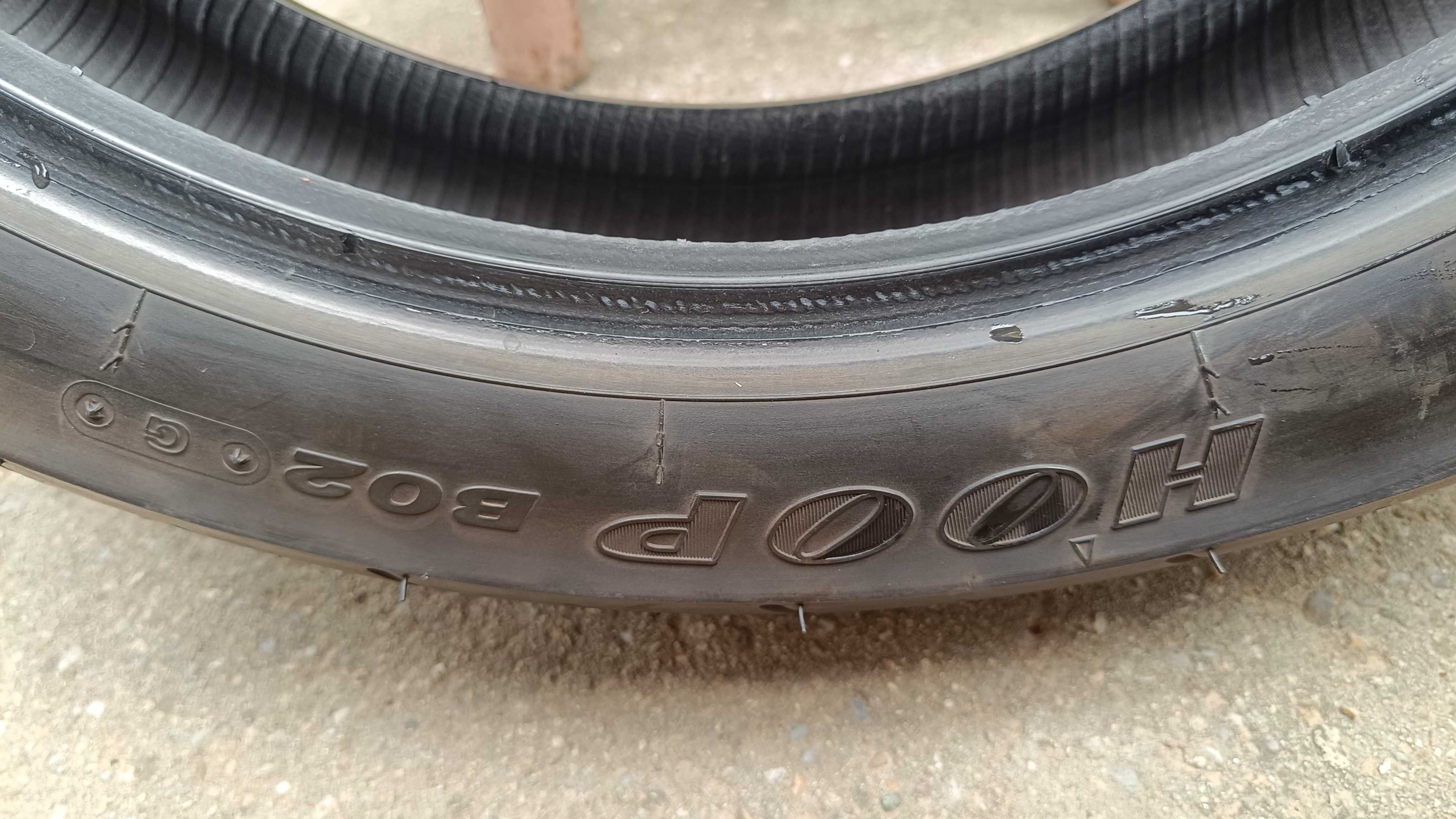 Гуми Bridgestone HOOP B02 & B03 Dot 1019 за Honda Sh 300
