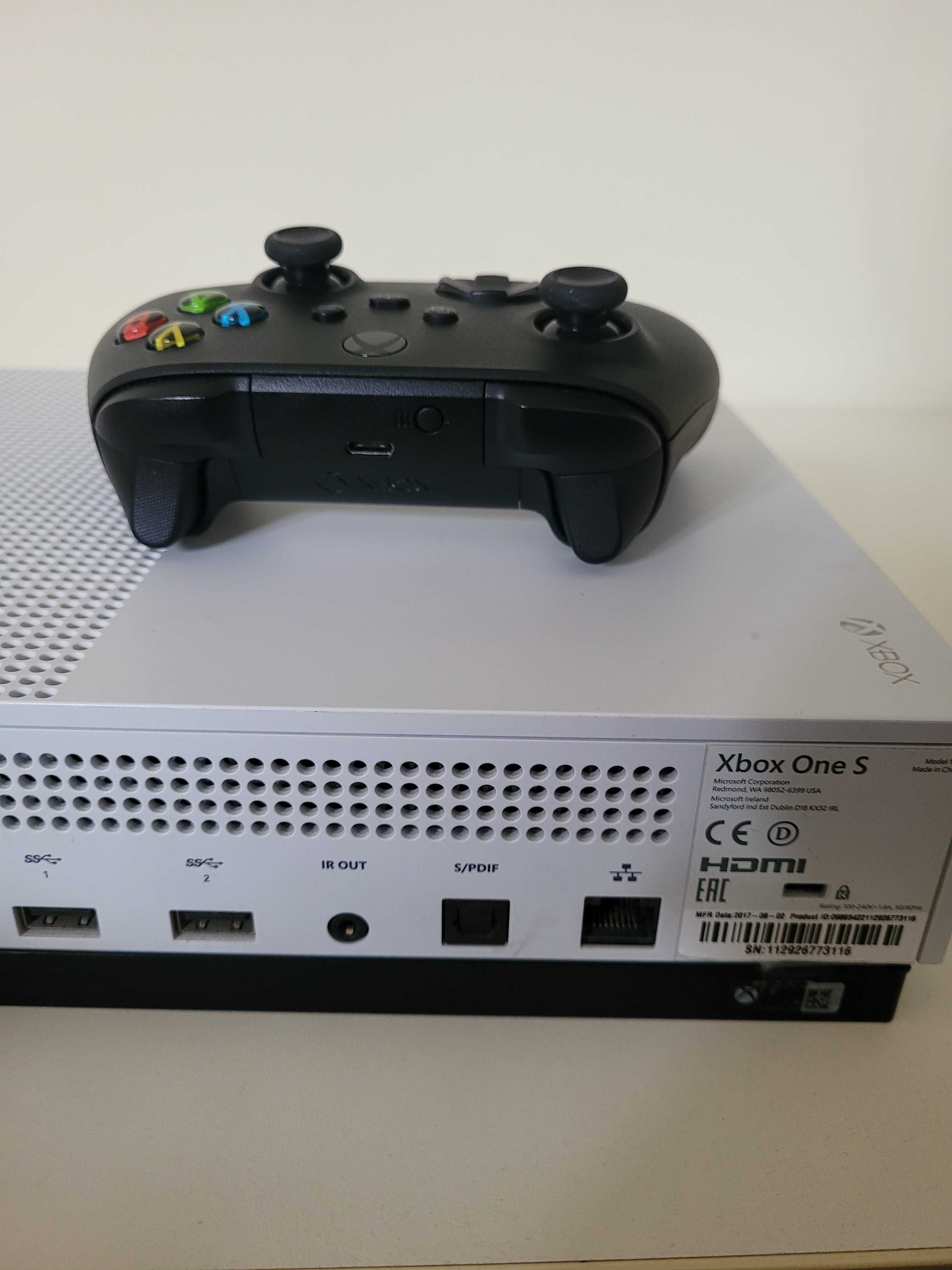 XBOX One S 512gb plus controller series x si assasins creed odyssey