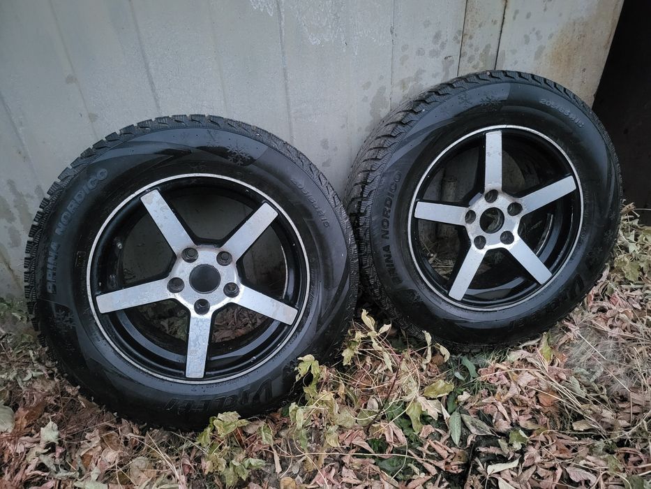 Диски Vossen R15 с резиной Viatti 205/65