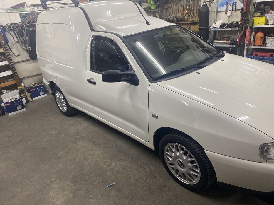 Vw Caddy 1.9sdi…