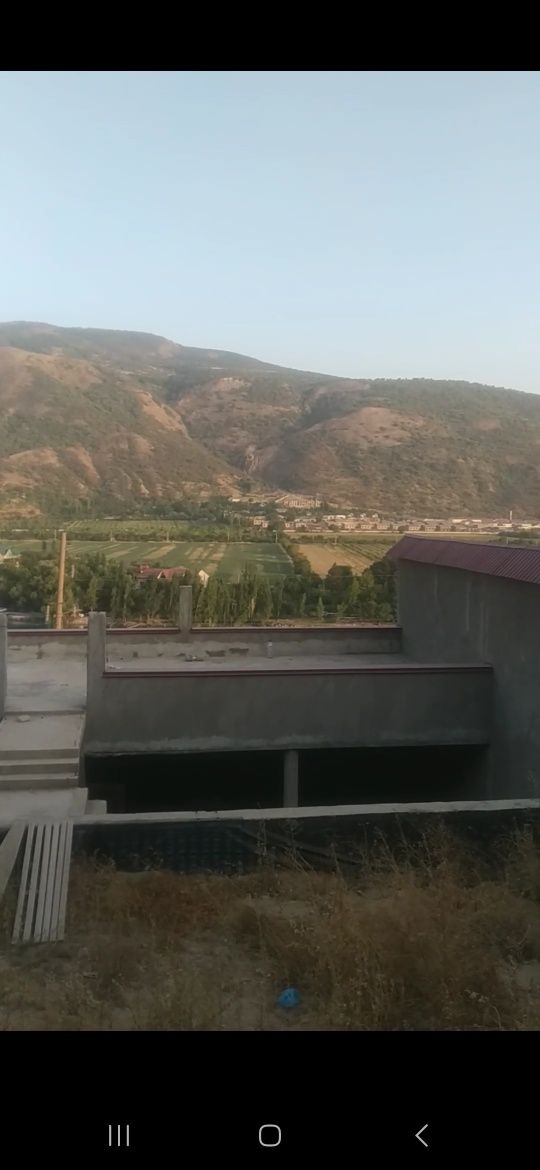 Продаётся дача в Бустанлыкском районе, не доезжая до "Бочки"