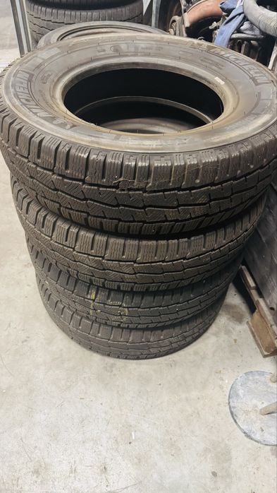 Anvelope Iarna 215/75R16C