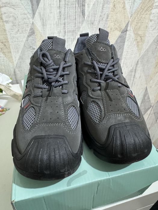 Продам рабочие ботинки кроссовки