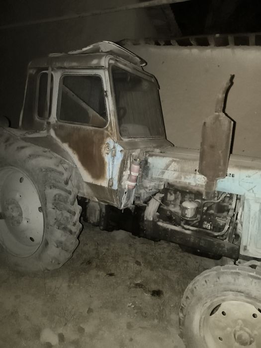 Mtz 80 traktor sotiladi