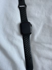Apple Watch SE 40mm Nike (2nd gen)