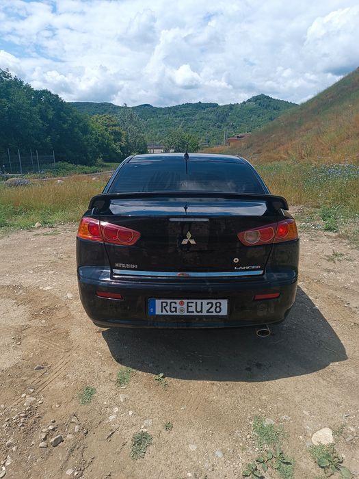 Mitsubishi lancer