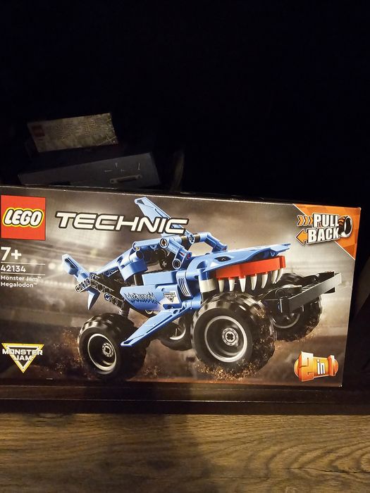 LEGO TECHNIC 42134 Monster Jam Megalodon