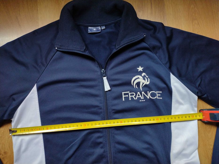 France - мъжко футболно горнище, анцуг на Франция.