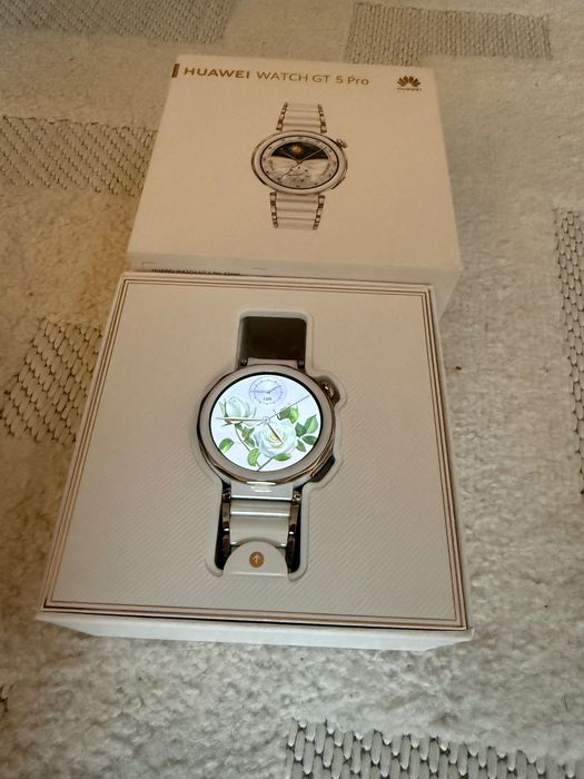 Часовник - Huawei watch gt 5 pro