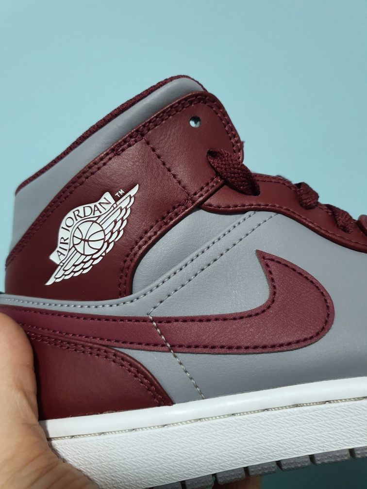 Jordan 1 Cherrywood