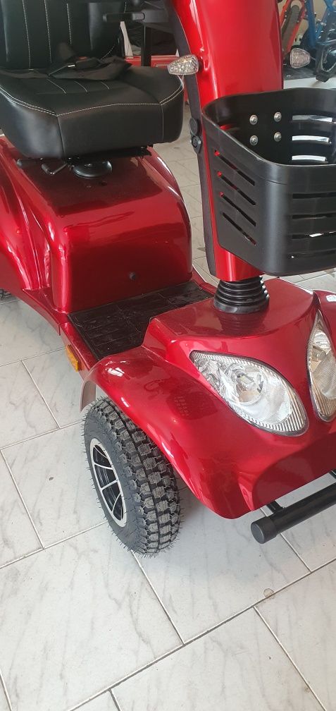 Скутер -Wheelchair4028-Нов