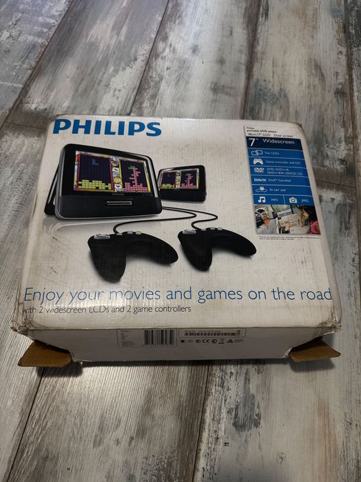 DVD Player portabil Philips PD7032/12, doua monitoare, NOU