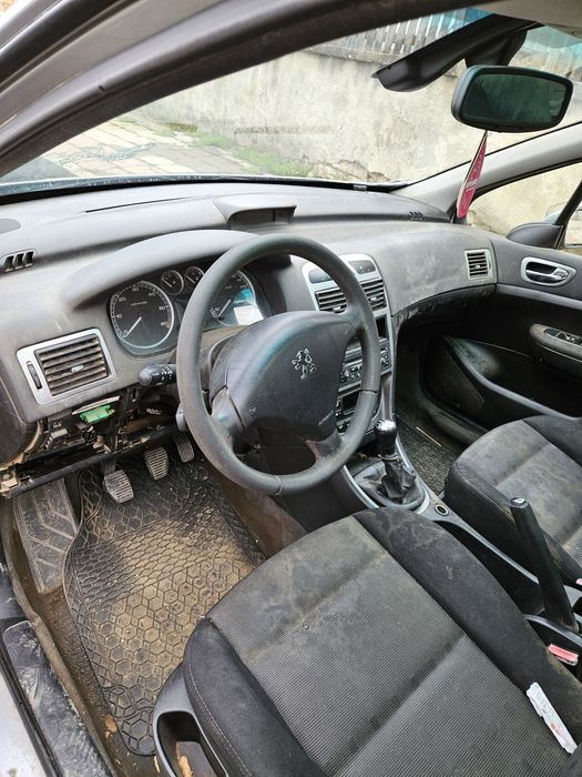 На части peugeot 307 2.0hdi 110кс.