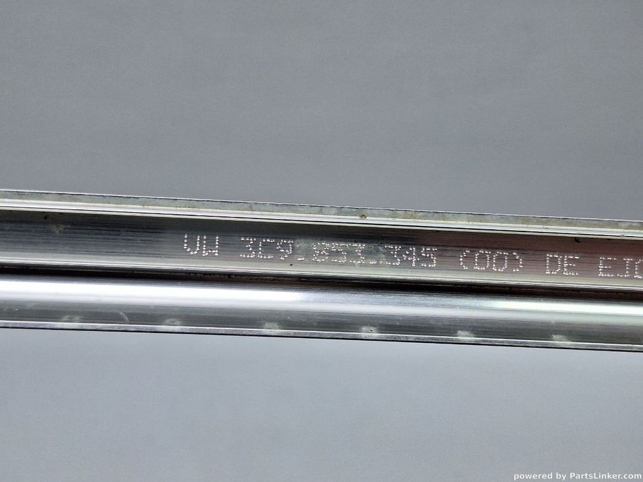 Rama crom geam fix stanga spate VOLKSWAGEN PASSAT Variant (3C5) [ 2005 - 2011 ] TDI (CBDC) 81KW|110HP OEM 3C9853345