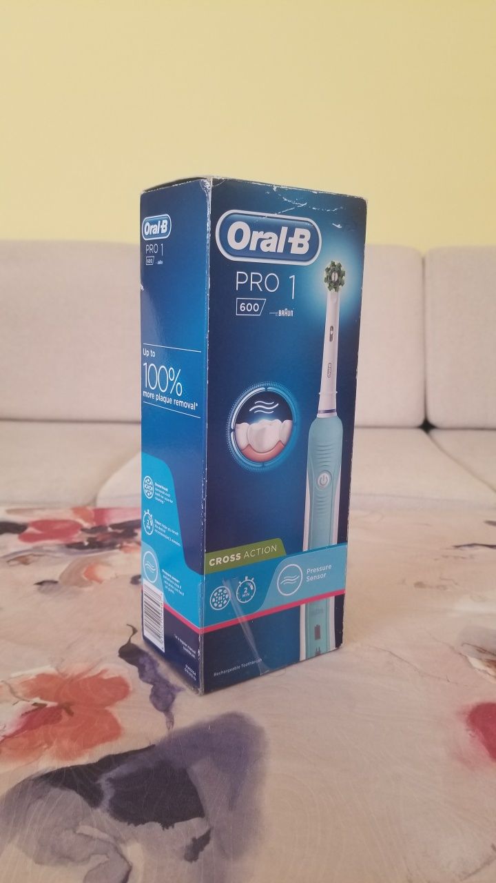 Четка за зъби Oral B