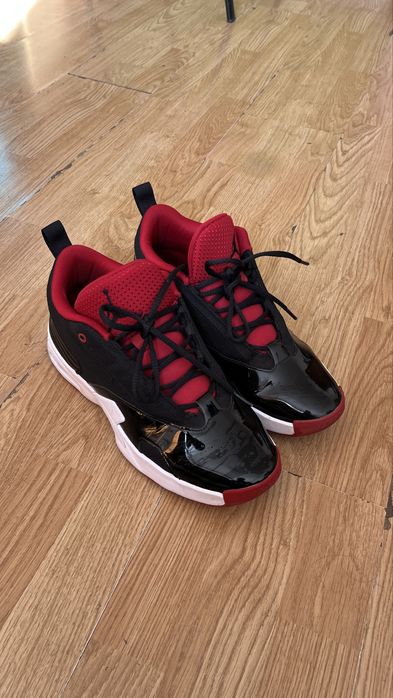 Jordan Max Aura 6