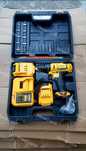 Акумулаторен ударен винтоверт DeWalt 24V с 2 батерии 5Ah Девалт