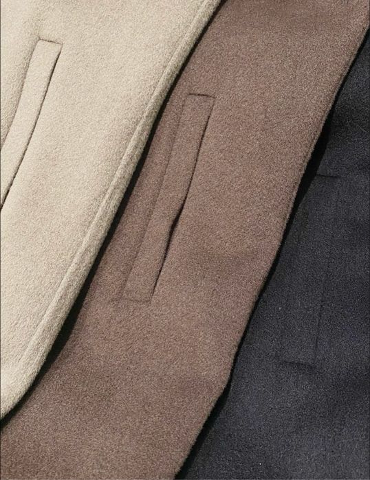 Palton Burberry , calitate premium , pe comanda , nou , M