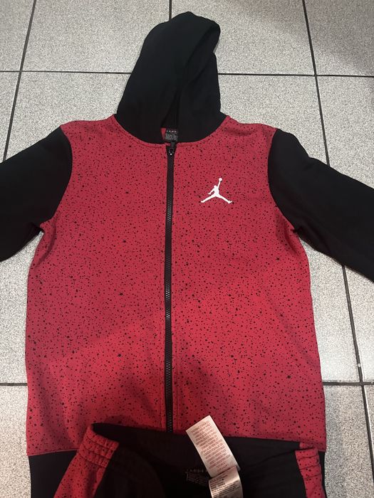 Екип jordan почти нов